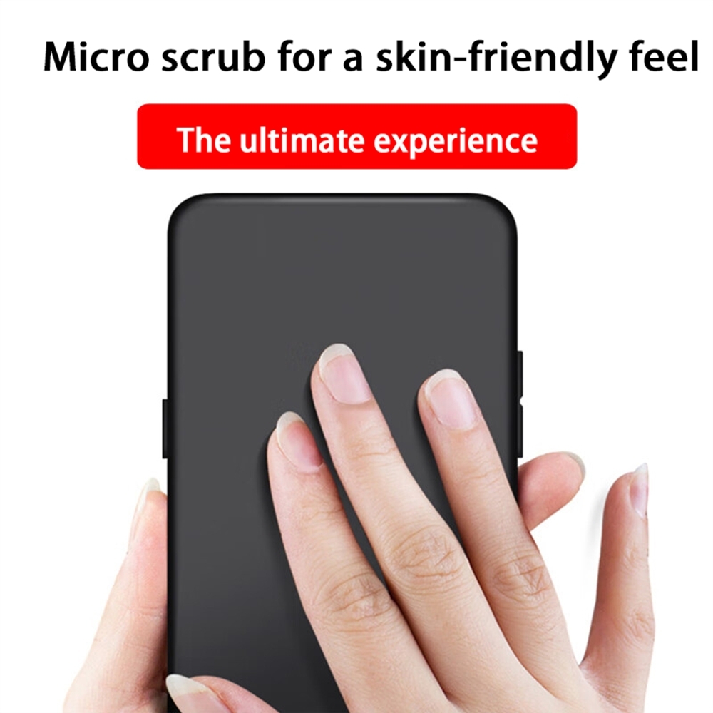 럭셔리 로고 디자인과 반복 패턴의 소프트 블랙 폰 케이 - Phone Cases Samsung S24 리뷰 및 가격